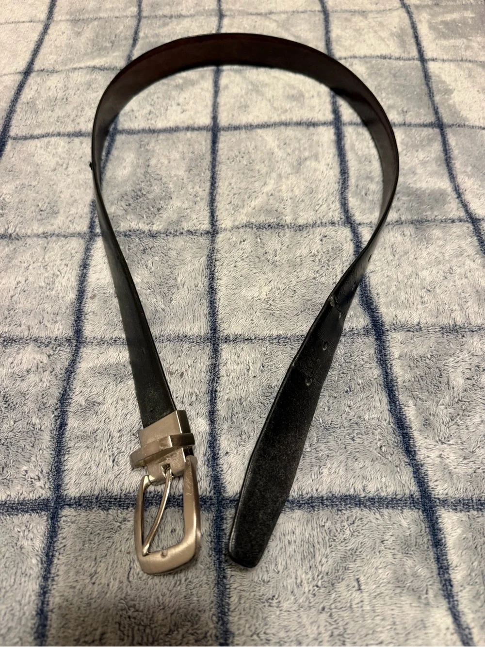 Classic Reversible Black/Brown Leather Men's Belt with Silver Buckle